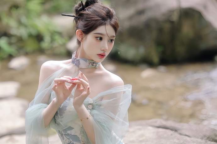 漫长的季节 封面